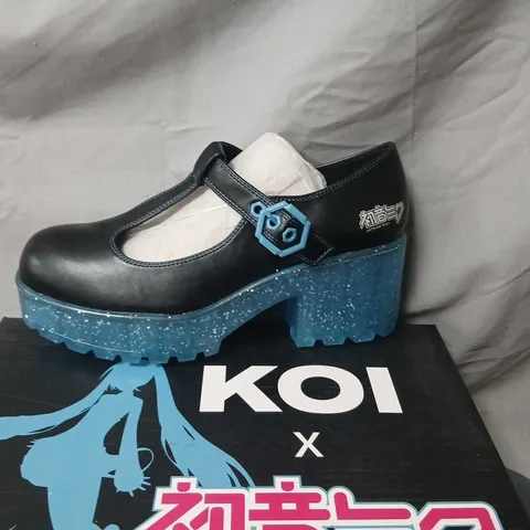 KOI X HATSUNE MIKU BLACK PLATFORM SHOES SIZE 6