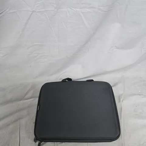 BOX OF APPROXIMATELY 8 LAPTOP CARRY CASES