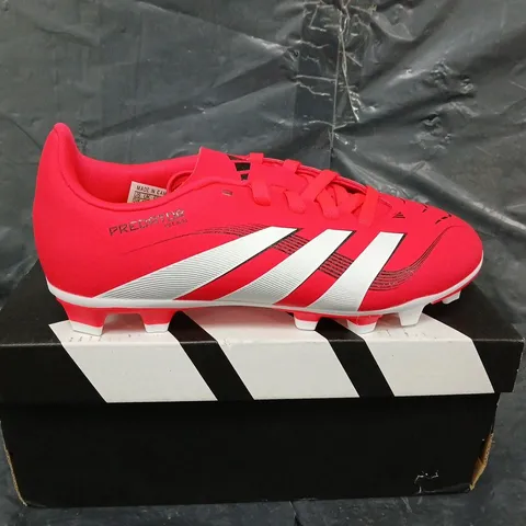 BOXED ADIDAS PREDATOR CLUB BOOTS - UK SIZE 13 - KIDS
