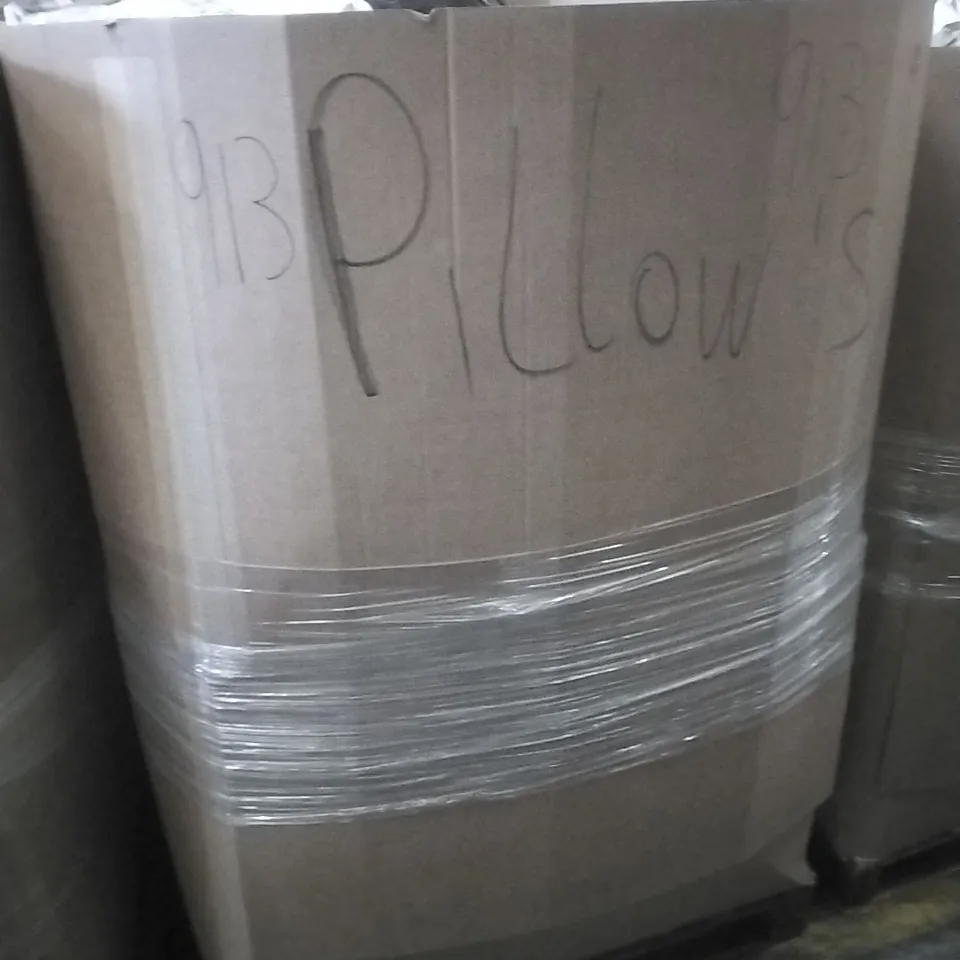 A PALLET CONTAINING A LARGE QUANTITY OF ASSORTED PILLOWS WHICH INCLUDE MEMORY FOAM ETC