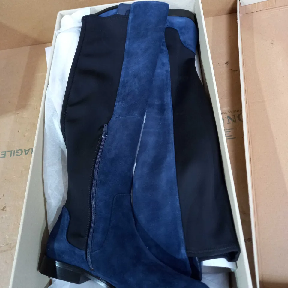 CLARKS NAVY SUEDE BIZZY BOOTS - SIZE 4