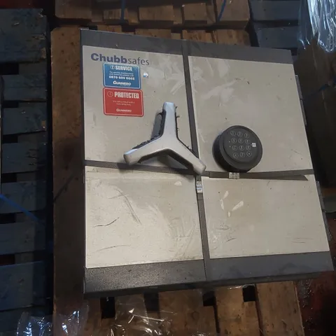 CHUBBSAFES HEAVY DUTY SECURITY SAFE