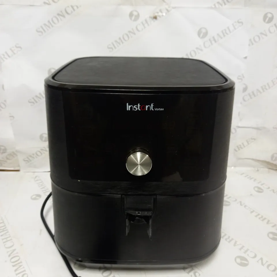 INSTANT POT VORTEX AIR FRYER