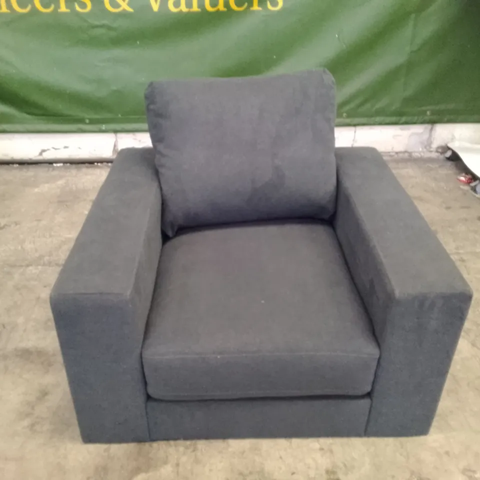 QUALITY DESIGNER BALTIMORE ARMCHAIR - SLATE GREY PLUSH FABRIC 