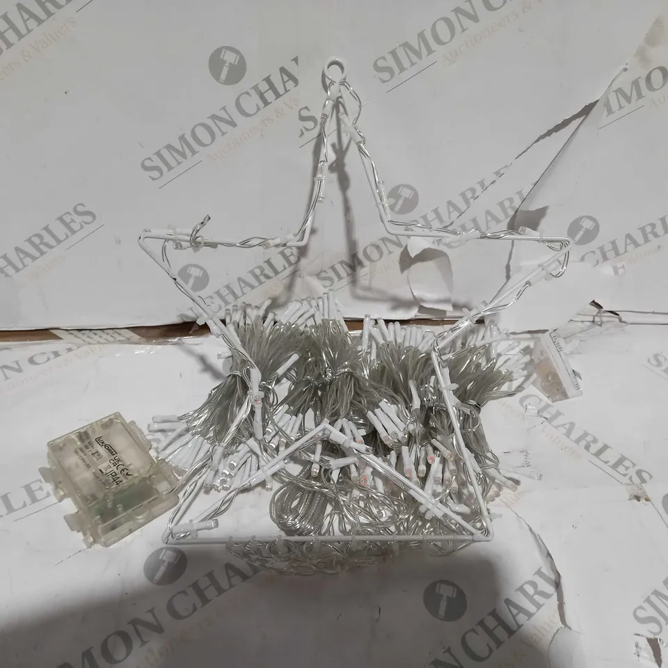 SET OF BATTERY OPERATED LED LIGHTS WITH STAR 