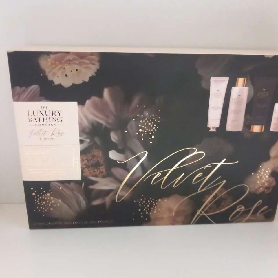 BOXED THE LUXURY BATHING COMPANY VELVET ROSE AND PEONY 