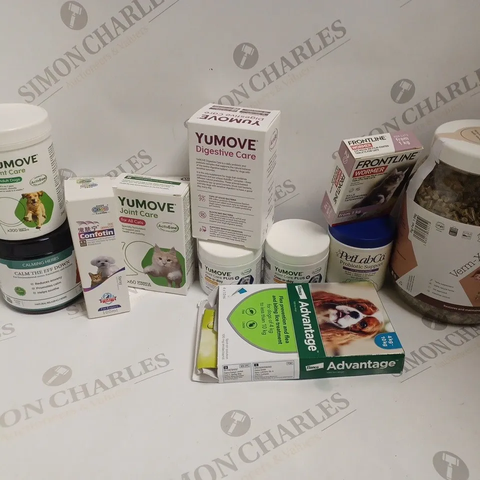APPROXIMATELY 15 PET HEALTH CARE PRODUCTS TO INCLUDE VERM-X PIG PELLETS, YUMOVE JOINT CARE, FRONTLINE WORMER, ETC