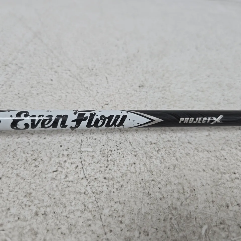 TITLEIST GOLF CLUB WITH PROJECT X EVEN FLOW SHAFT