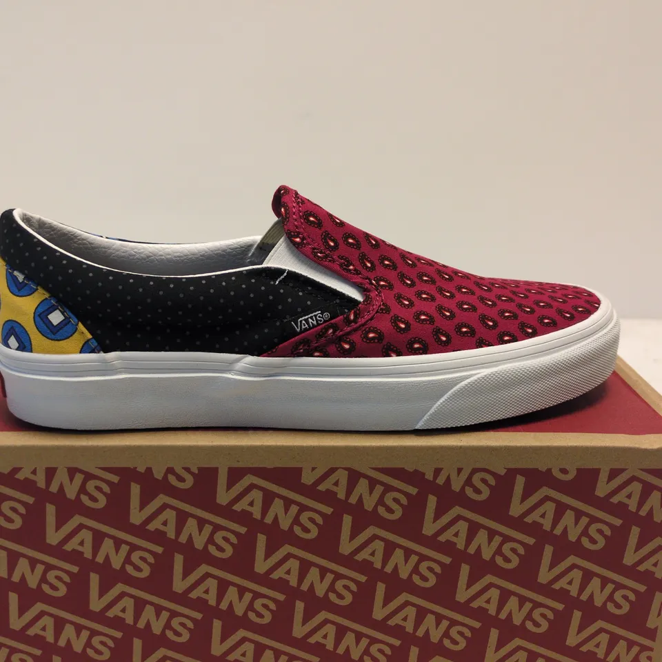 BOXED PAIR OF VANS CLASSIC SLIP-ON SHOES – TIE PRINT MIX, PINK/BLACK/YELLOW MULTI, WOMEN UK6