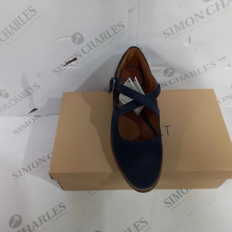 BOXED PAIR OF SEASALT SANDALS IN DARK BLUE - EU SIZE 39