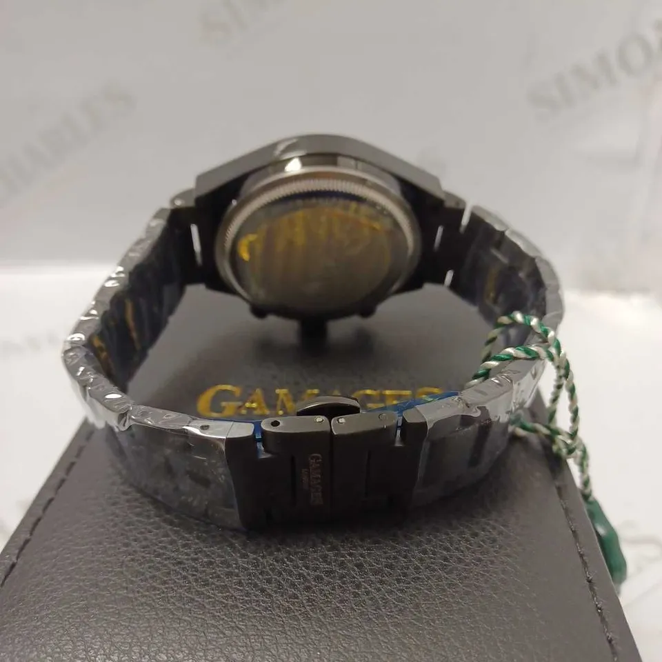 GAMAGES ENTERPRISE BLACK TRIPLE DATE DIAL TACHYMETER BRACELET STRAP WRISTWATCH	