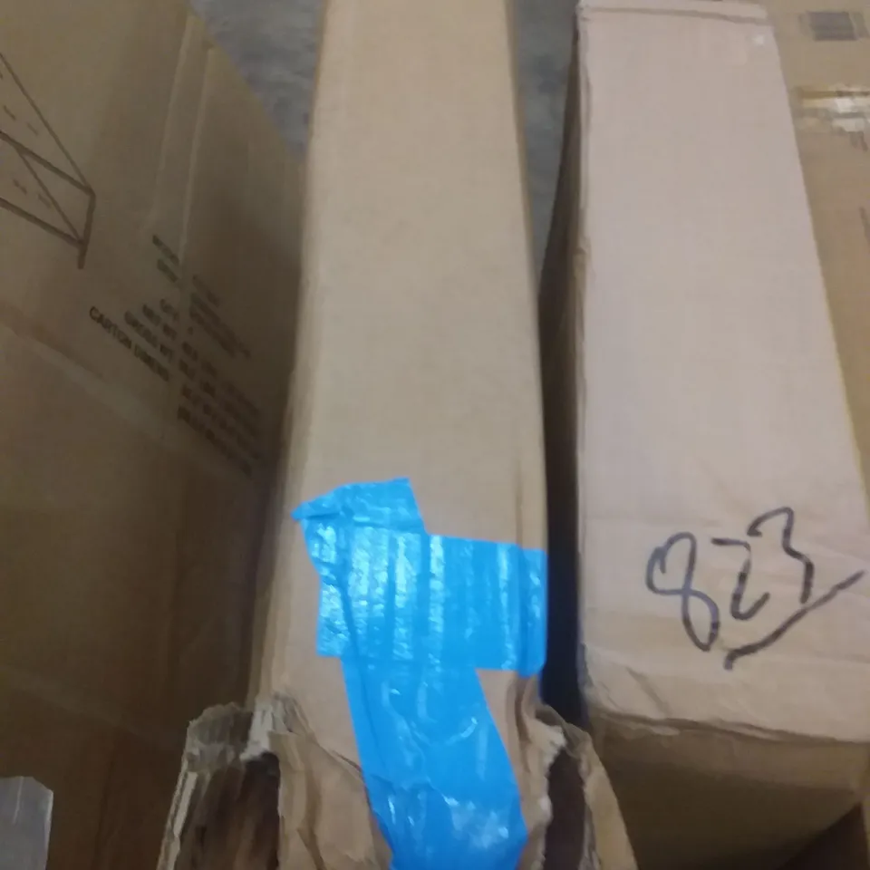 BOXED 60 X 81CM FREE STANDING CABINET - WHITE 