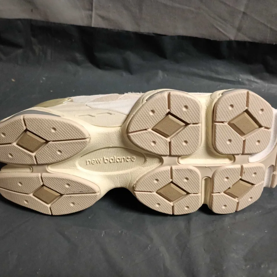 UNBOXED PAIR OF NEW BALANCE SNEAKERS – UK SIZE 4