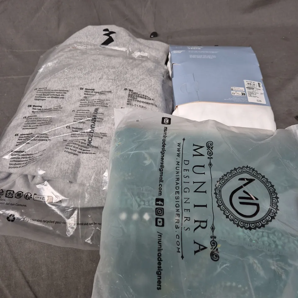 APPROXIMATELY 25 ASSORTED CLOTHING AND FASHION PRODUCTS IN VARIOUS STYLES AND SIZES - COLLECTION ONLY