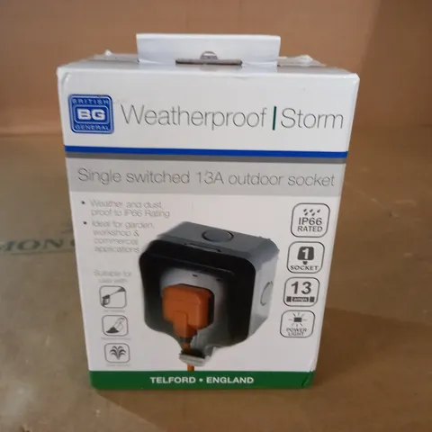 BOXED WEATHERPROOF STORM SINGLE SWITCHED 13A OUTDOOR SOCKET
