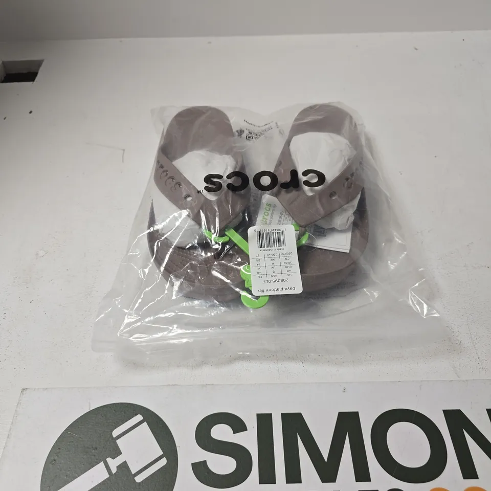 BAGGED BAYA PLATFORM CROC FLIP FLOPS SIZE UK 6