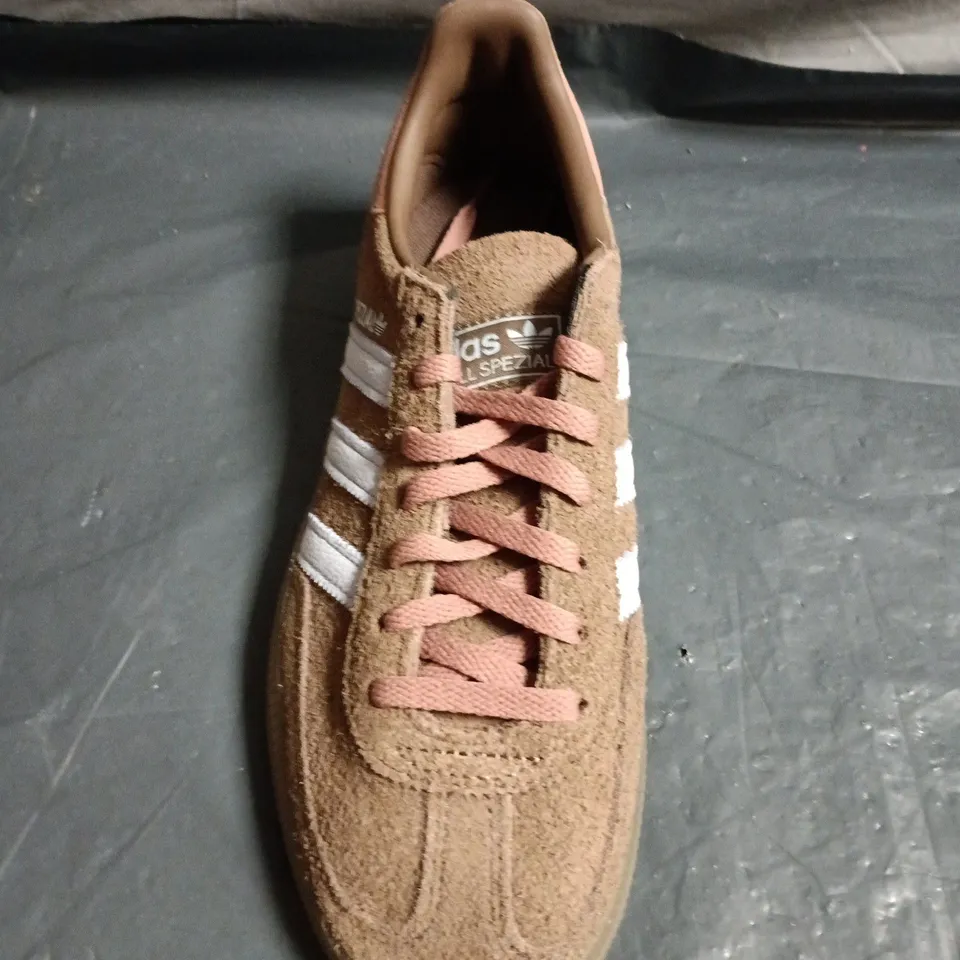 ADIDAS BROWN SUEDE TRAINERS - UK SIZE 5