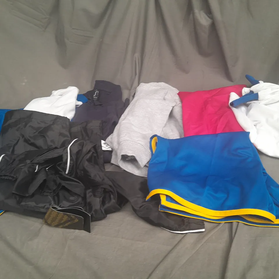 LARGE BOX OF ASSORTED ERREA CLOTHING ITEMS IN VARIOUS SIZES AND COLOURS