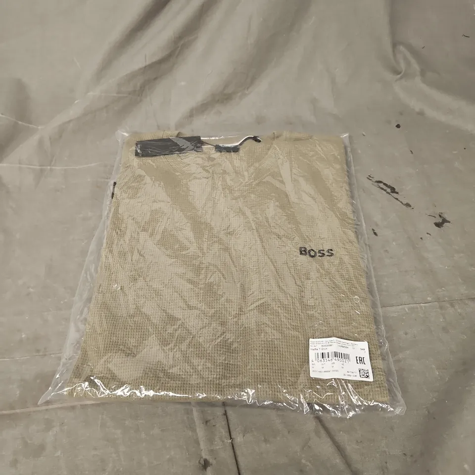 BAGGED BOSS WAFFLE TSHIRT IN GREEN SIZE M