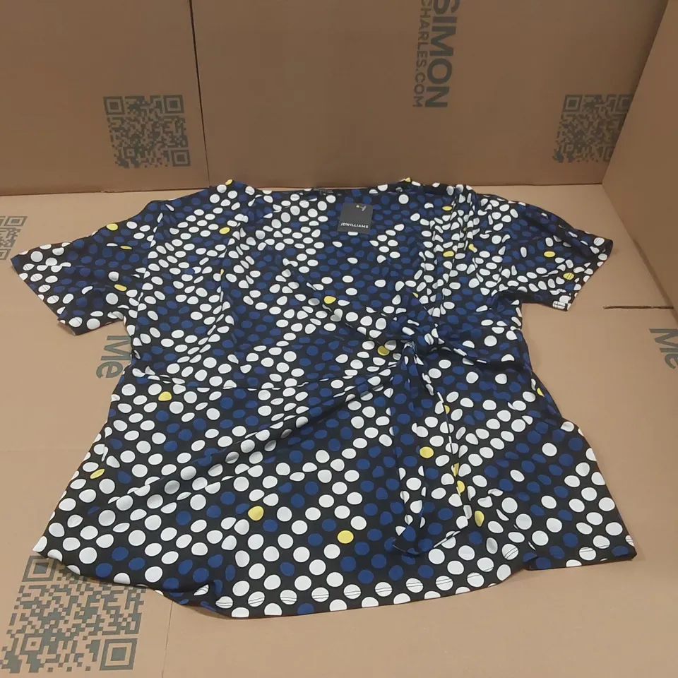 BOX CONTAINING APPROXIMATELY 10x BRAND NEW JD WILLIAMS SPOT PRINT TWIST DRAPE TOPS - SIZE 16