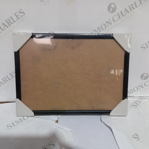 8 X BLACK OUTLINE PICTURE FRAMES 