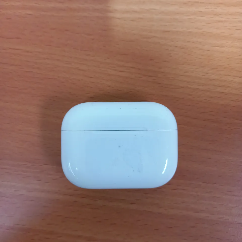 APPLE AIRPODS PRO