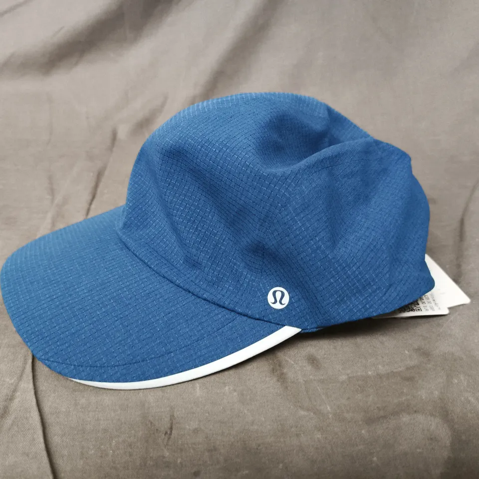 LULULEMON FAST AND FREE RUN HAT IN BLUE SIZE S/M