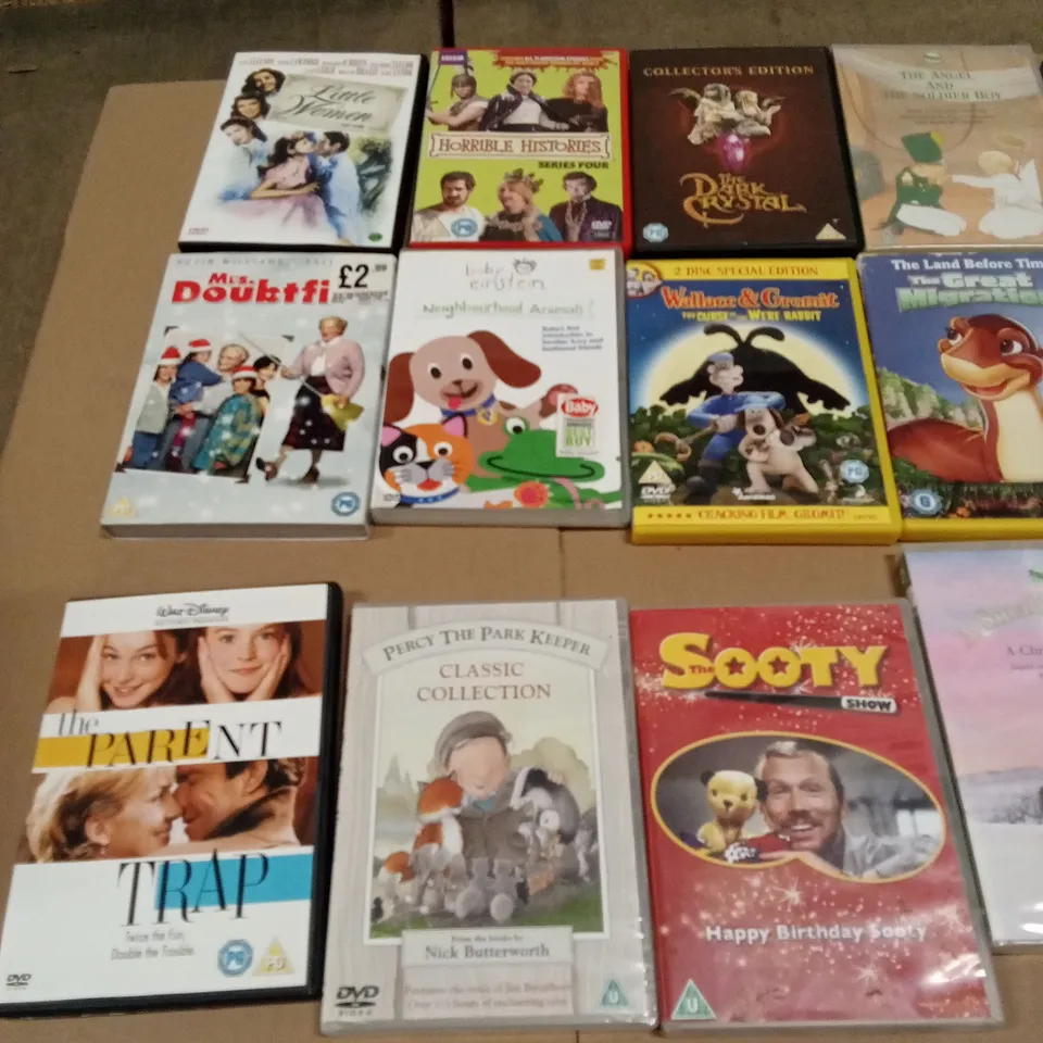 APPROXIMATELY 28 ASSORTED DVDS AND VIDEO GAMES