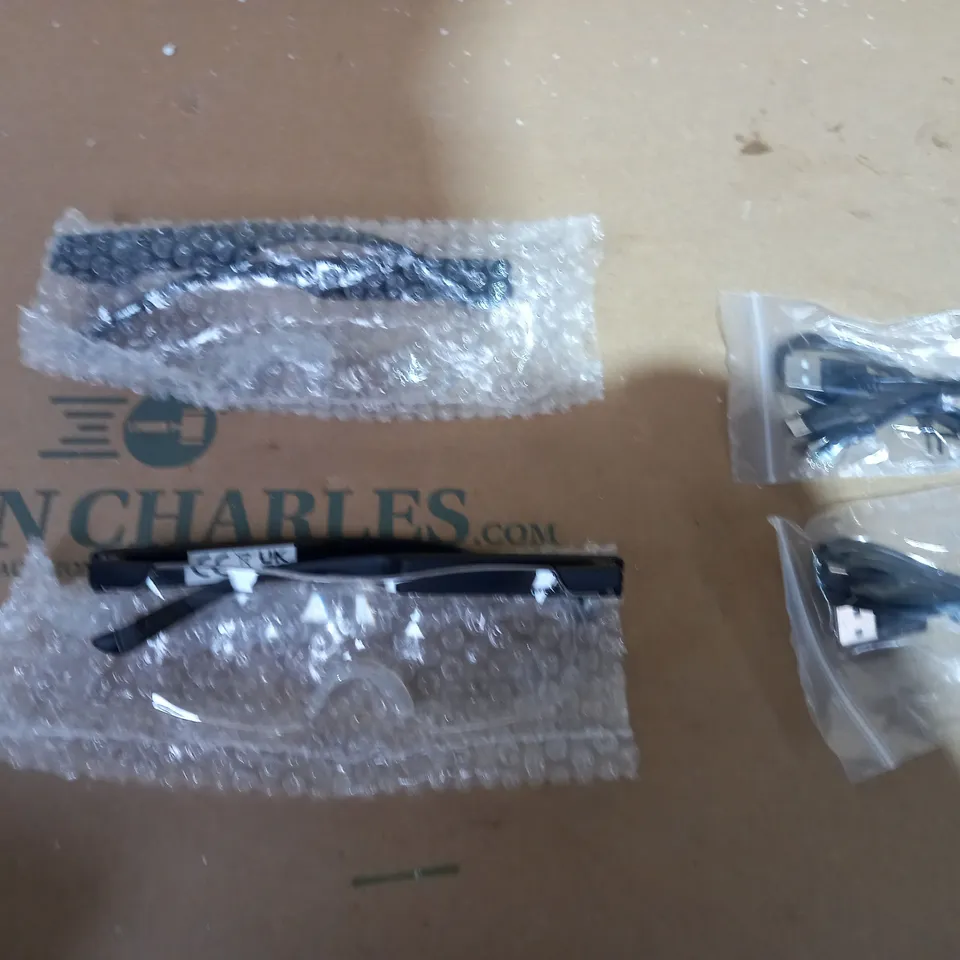 2 X PAIRS USB-CHARGED, LED-LIT MAGNIFYING GLASSES FOR CLOSE-TO-FACE WORK