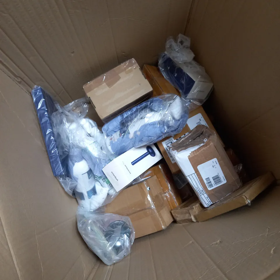 BOX OF APROX 20 ITEMS TO INCLUDE HAPPY BIN - DEW CLEANER - ARKIVE VOLUME SET / COLLECTION ONLY