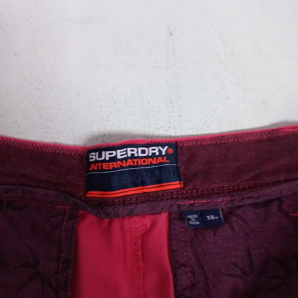 SUPERDRY INTERNATIONAL SHORTS – PINK/RED, UK 36