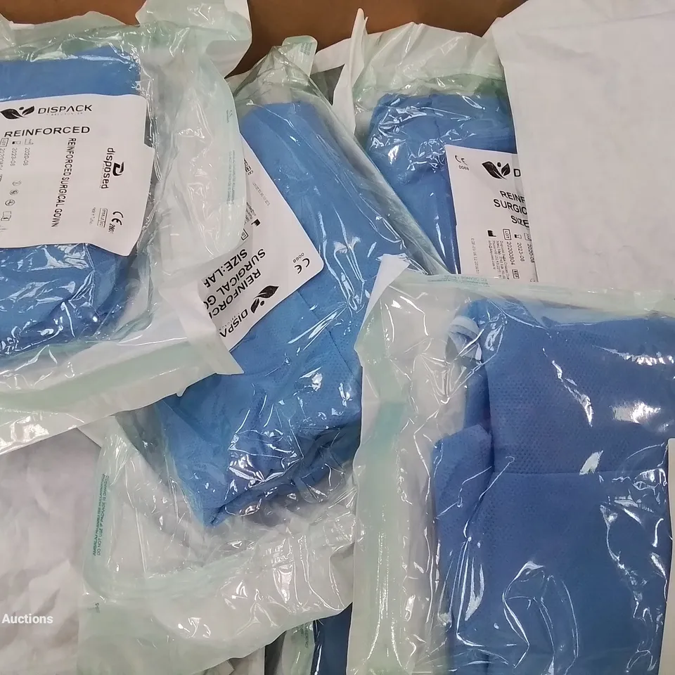 PALLET OF APPROXIMATELY 800 BRAND NEW DISPACK REINFORCED SURGICAL GOWNS - SIZE LARGE 
