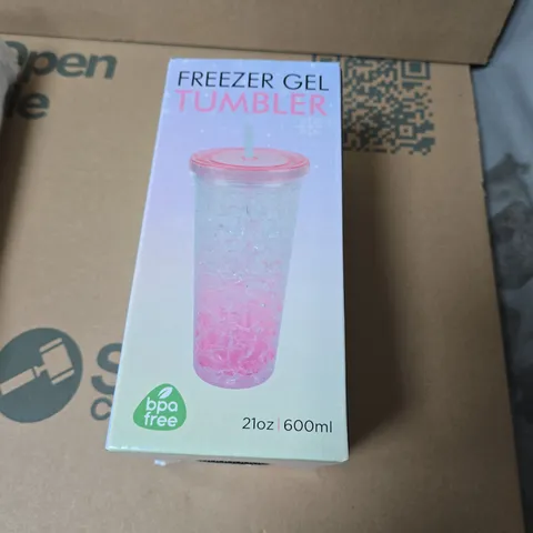 BOX OF APPROXIMATELY 12 ASSORTED ITEMS INCLUDING FREEZER GEL TUMBLER , SHOWER CURTAIN AND SHOE DRYER 
