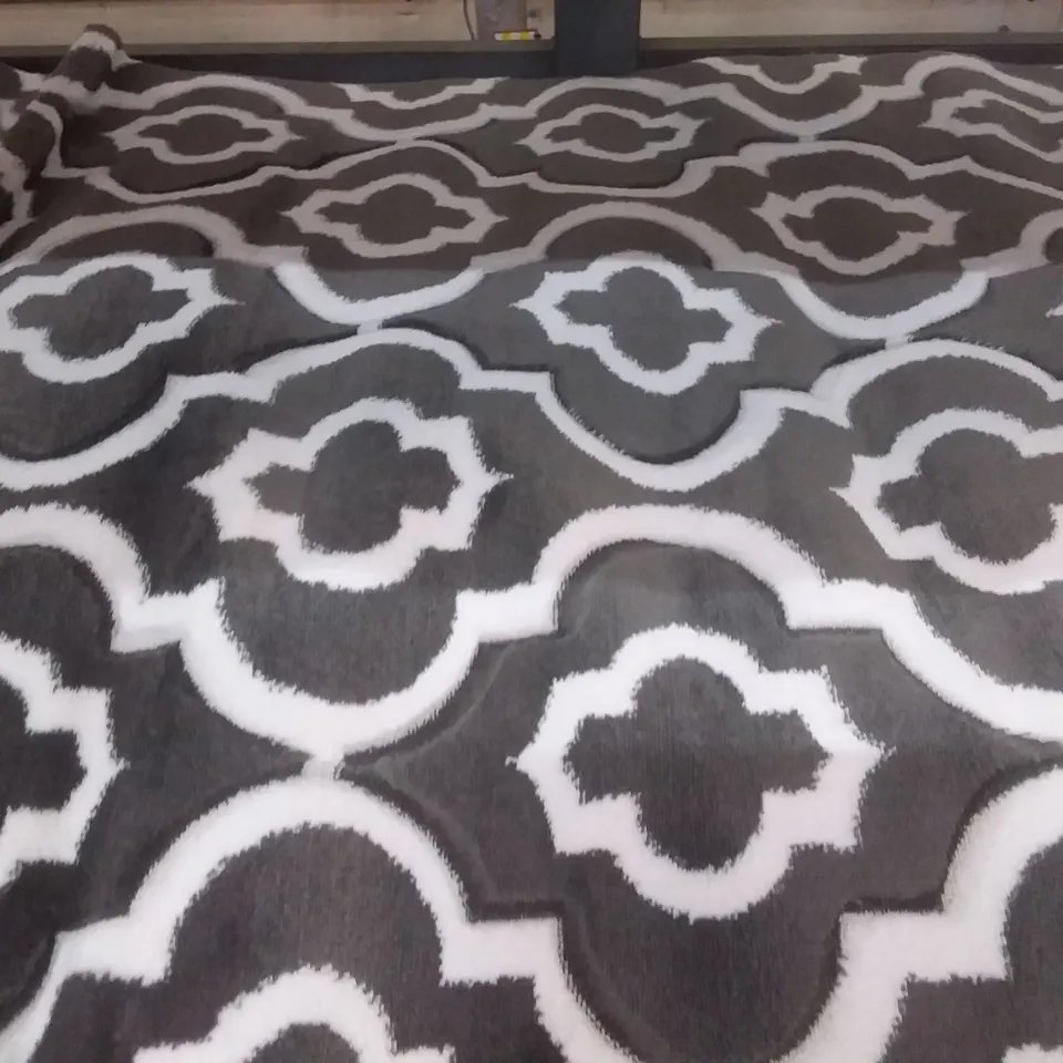 MODERN TRENDZ RUG - GREY 