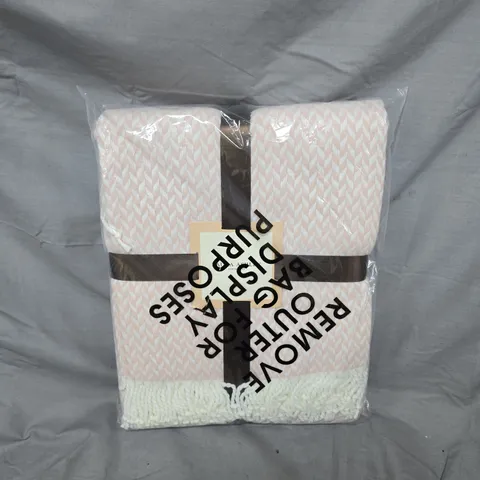 LAURA ASHLEY ARYA THROW β BLUSH, 140 X 180 CM