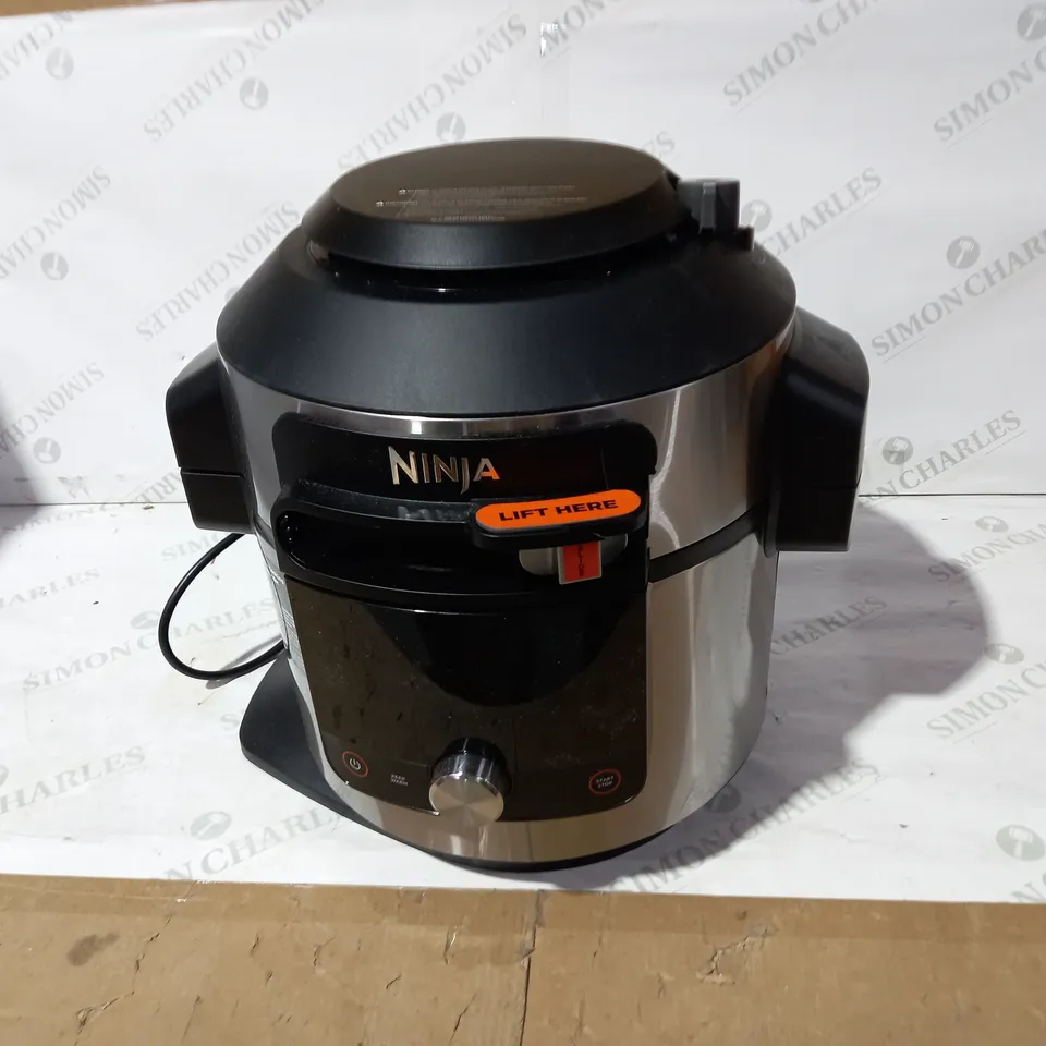 NINJA FOODI SMARTLID MULTI COOKER