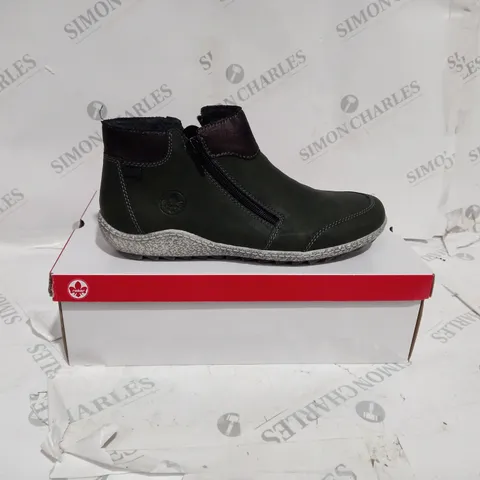 BOXED RIEKER FLEECE LINED BOOTS SIZE 41