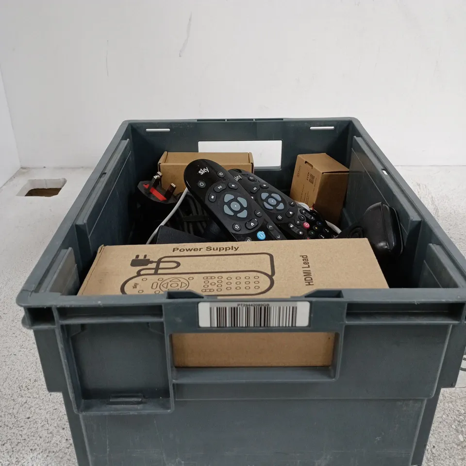 TOTE OF APPROXIMATELY 15 ASSORTED HOUSEHOLD ITEMS TO INCLUDE SKY REMOTES, YEALINK PHONE, TECKNET MOUSE, CABLES ETC