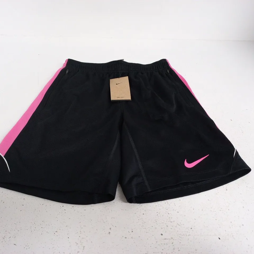 NIKE SHORTS – SIZE SMALL 