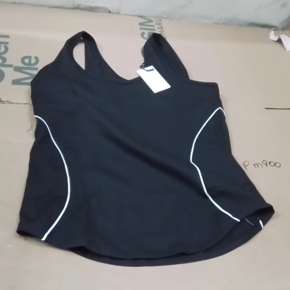 BOXED BRAND NEW APPROXIMATELY 10 SIMPLY BE PIPING VEST BLACK/WHITE SIZE 16