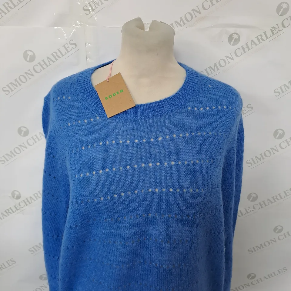 BODEN KNITTED JUMPER IN BLUE SIZE L