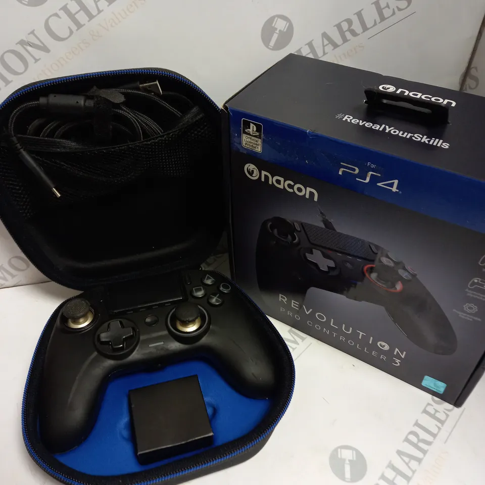 BOXED NACON REVOLUTION PRO CONTROLLER 3 FOR PS4 