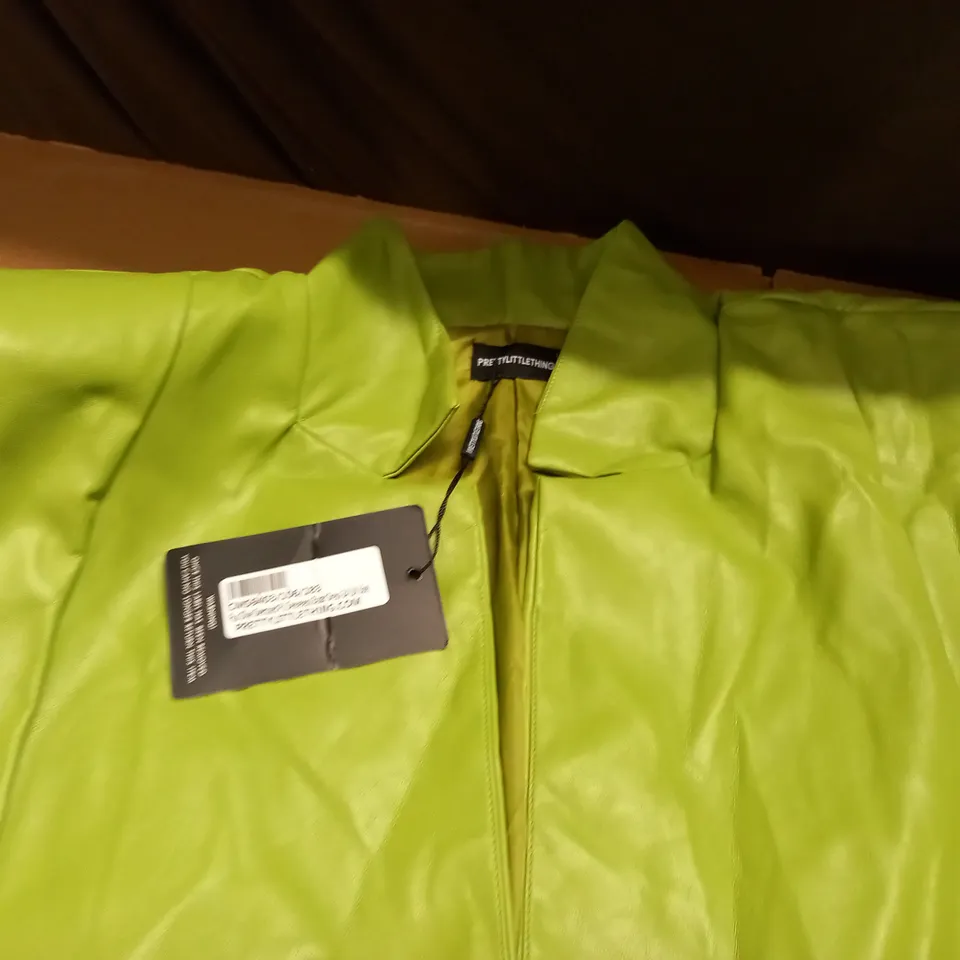 PRETTYLITTLETHING PLUS OLIVE OVERSIZED PU BLAZER DRESS - UK 24