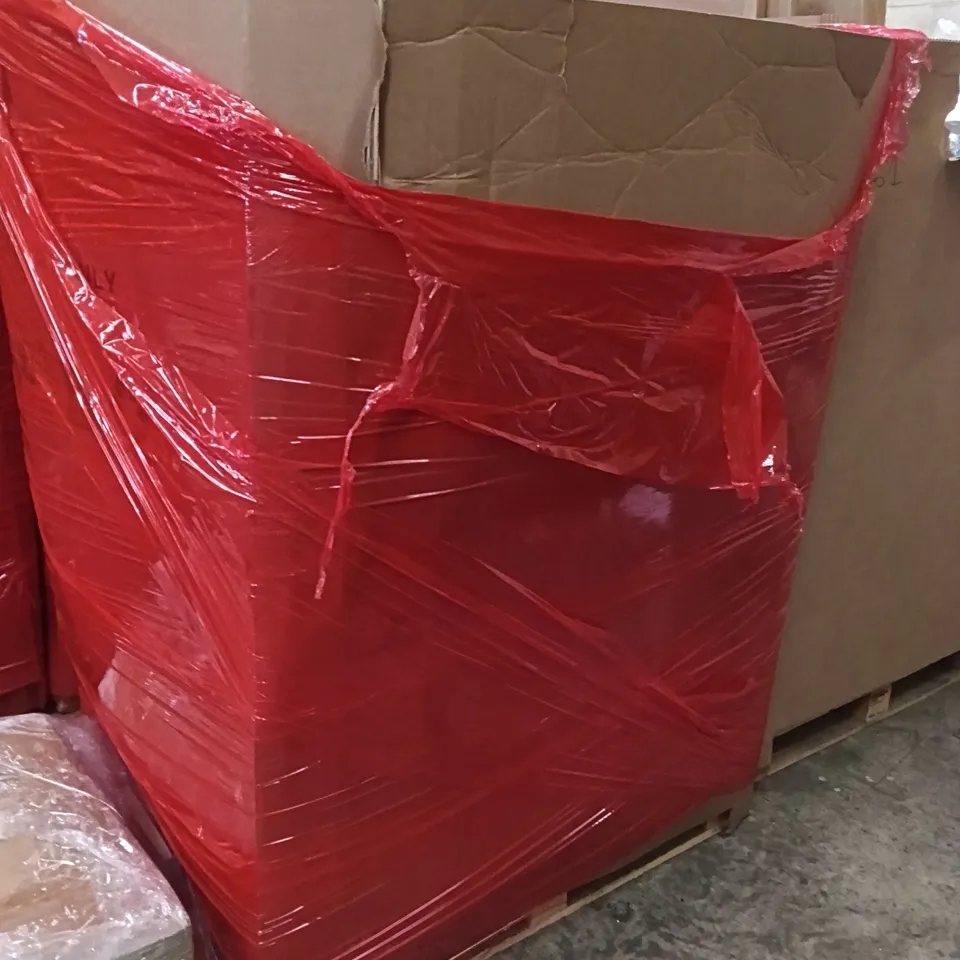 PALLET OF ASSORTED ITEMS TO INCLUDE - 5L WATER TANK, BASKET, PERMA CHILD SAFETY GATE 