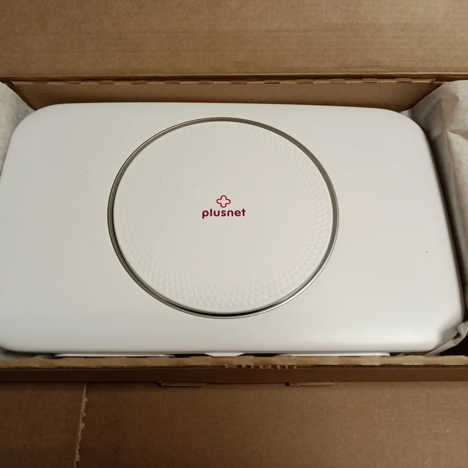 PLUSNET HUB TWO BROADBAND ROUTER