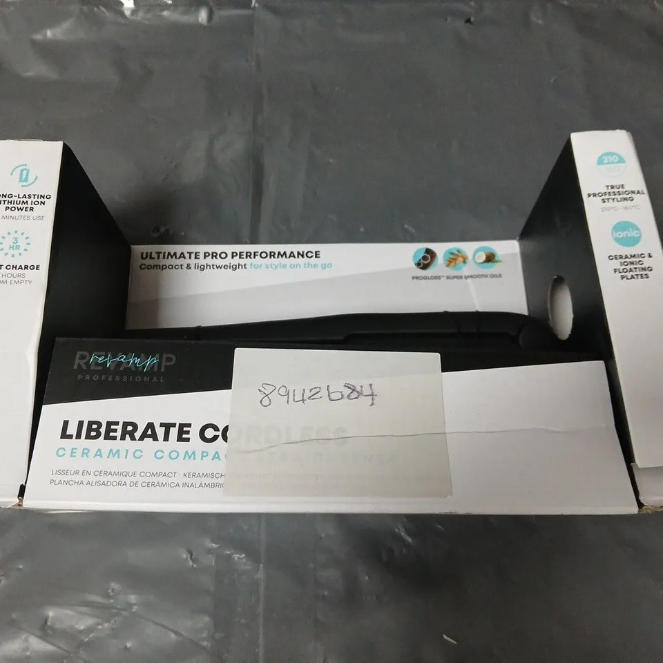 Liberate Ceramic Compact Hair Straightener – Model ST-7700-EU2