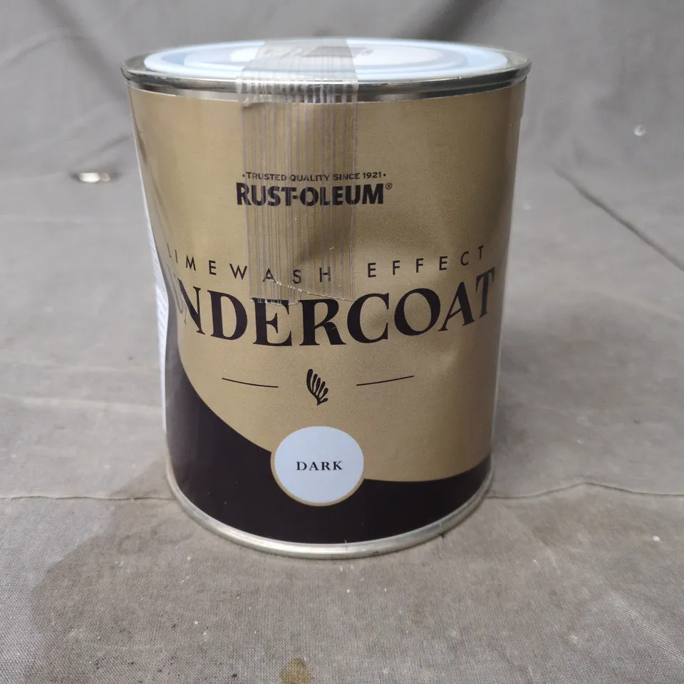 TOTE OF APPROXIMATELY 12 ASSORTED ITEMS TO INCLUDE: DARK LIMEWASH EFFECT UNDERCOAT 