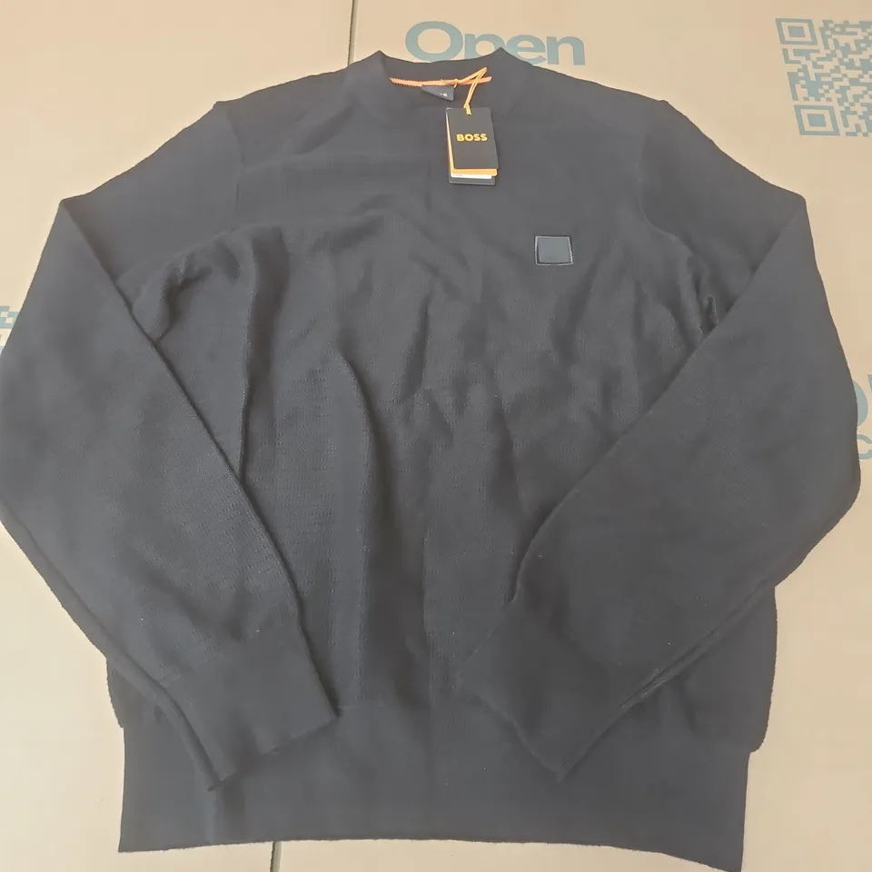 HUGO BOSS ANION CREW IN BLACK - MEDIUM
