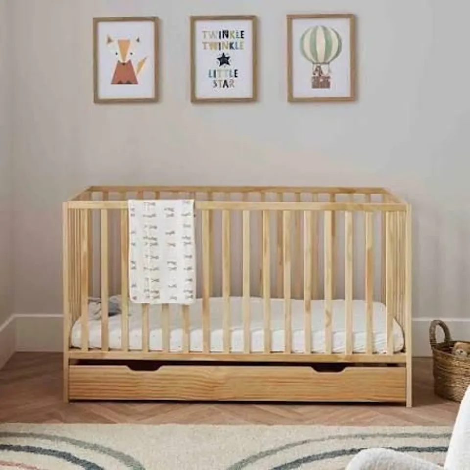 BOXED ICKLE BUBBA THE HARTLEY CLASSIC COT - PINE (1 BOX)