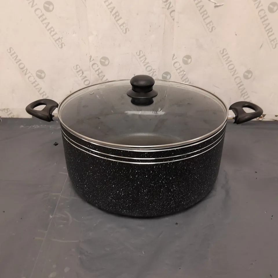 UNBRANDED XL COOKING POT WITH LID 